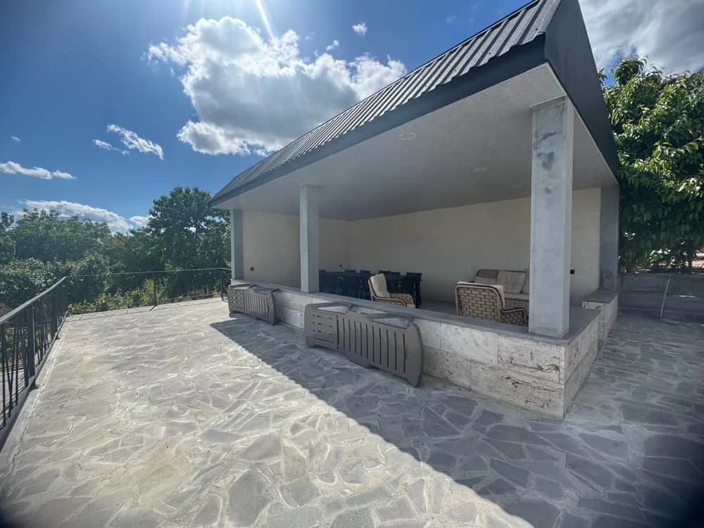 offer slide image